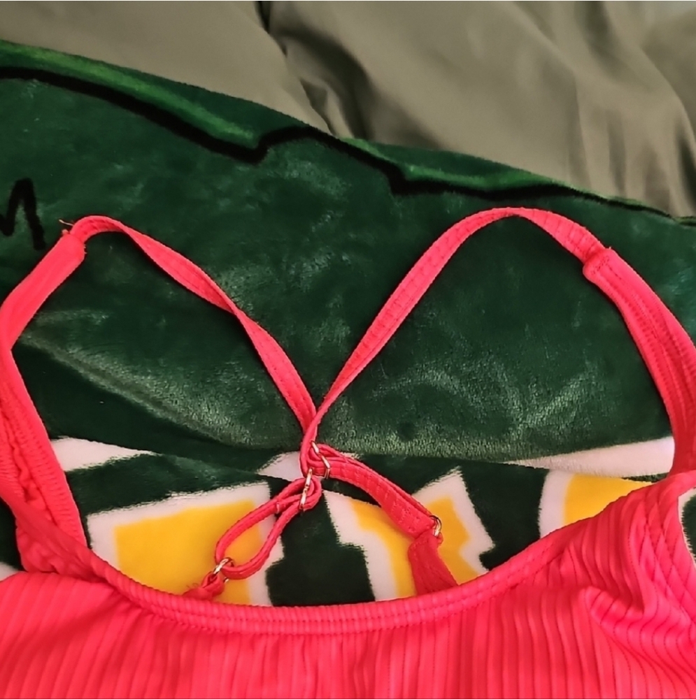 COPY: NWOT MICHAEL Michael Kors Coral Color One-Piece Swimsuit Size 6 - Picture 4 of 8